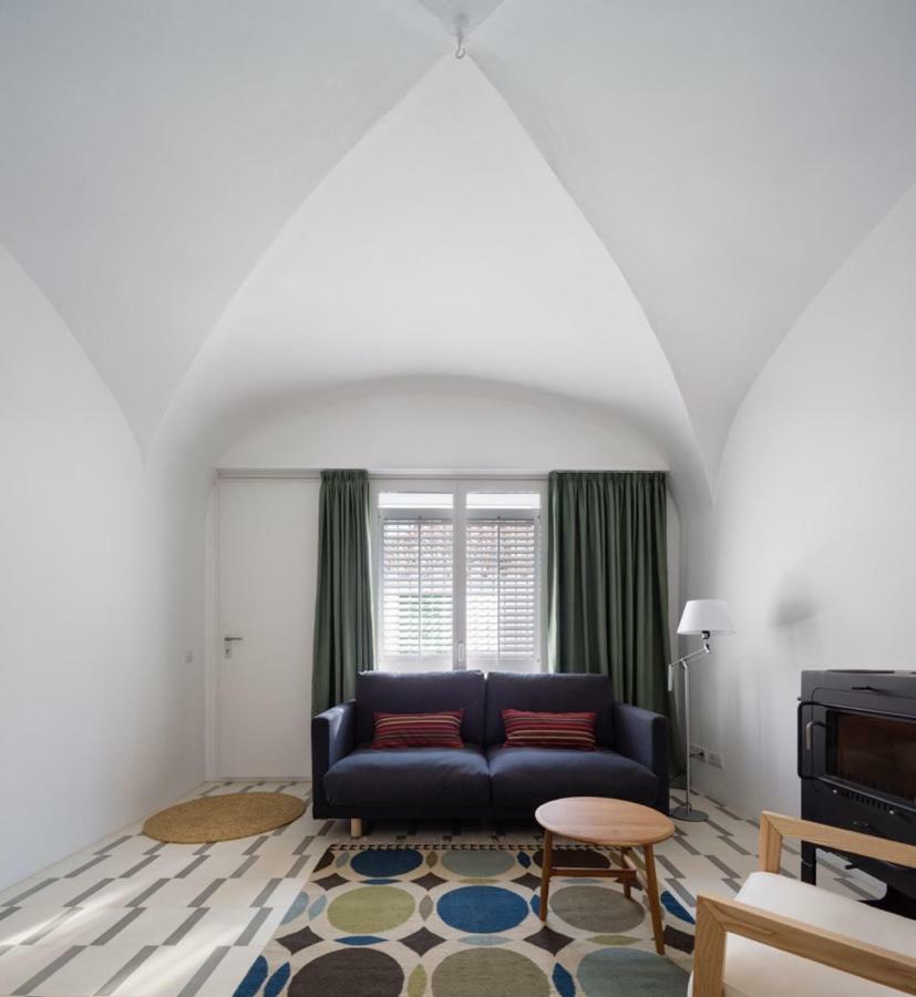 Centric Townhouse With Sea View - Casa Marta Cadaqués Exterior foto