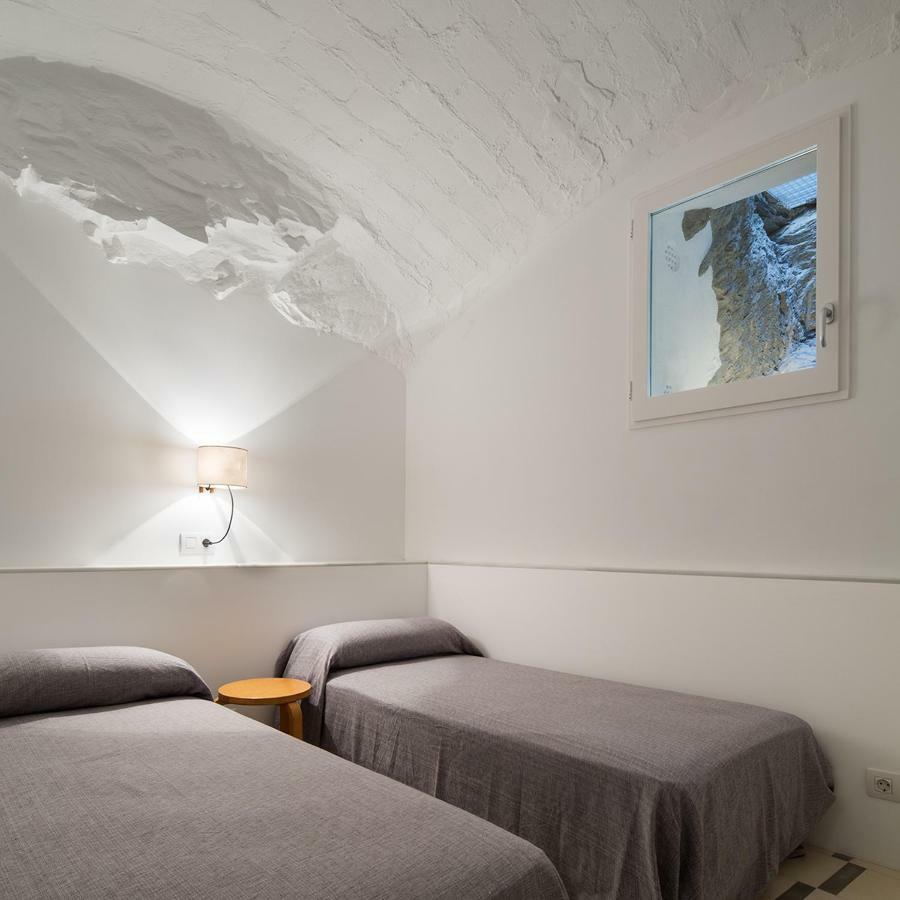 Centric Townhouse With Sea View - Casa Marta Cadaqués Exterior foto